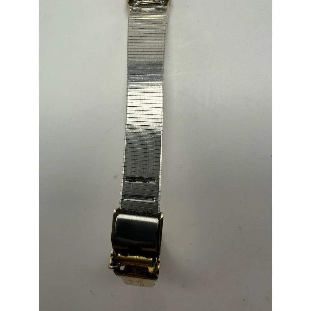 Pulsar Y480-7180 Ladies Watch 18MM 6.5